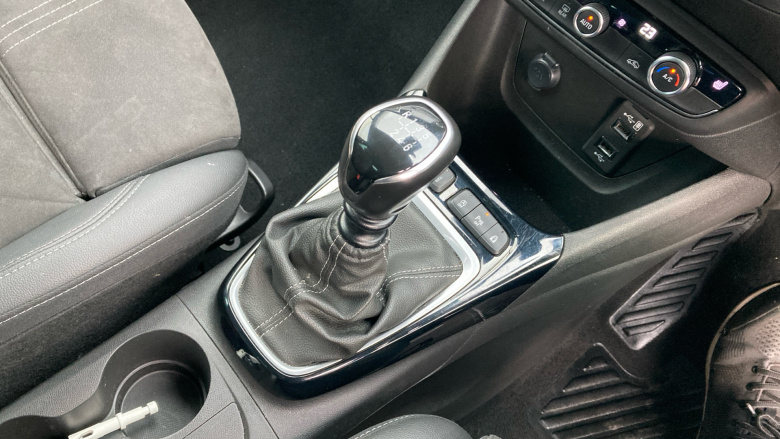 Vauxhall Crossland 1.2 Turbo Ultimate 5dr Petrol Hatchback